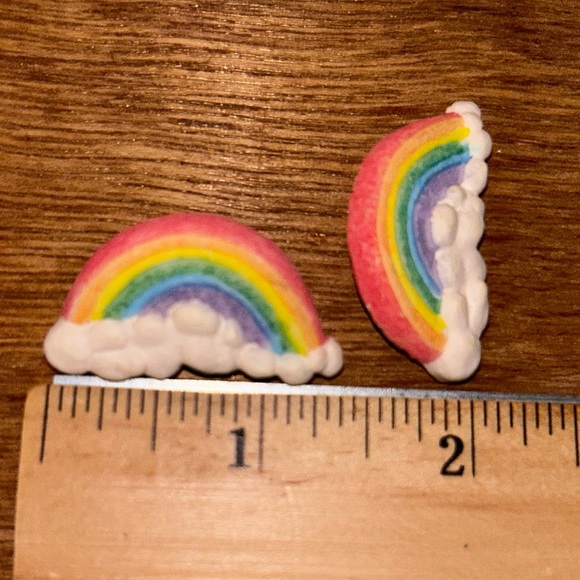 Qty 4 Rainbow Buttons Post Sewing Crafts Scrap Booking 1.5” - Picture 3 of 3